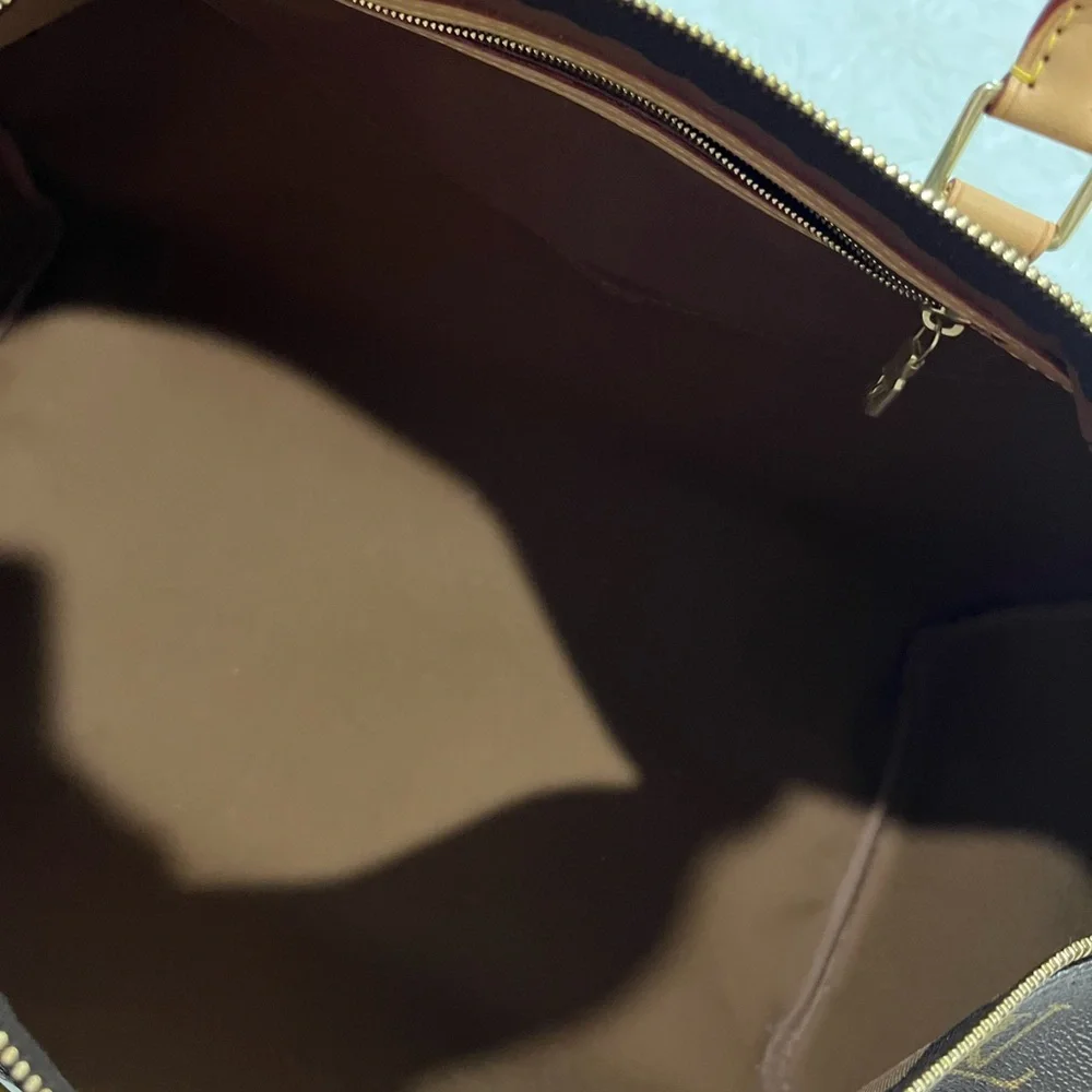 Louis Vuitton Monogram Speedy 40 Handbag in Brown - Picture 17 of 17
